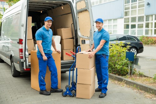 Packing and loading services for Finchley moves
