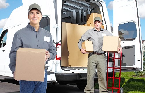 Local moving van suitable for flat and house removals in Finchley
