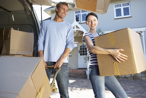 Practical moving truck service for Finchley and nearby areas